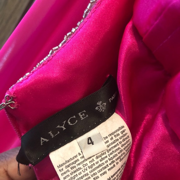 Prom Dress - Picture 3 of 6